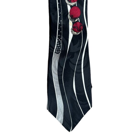 Black and White with Red Dots Tie - Picture 4 of 8